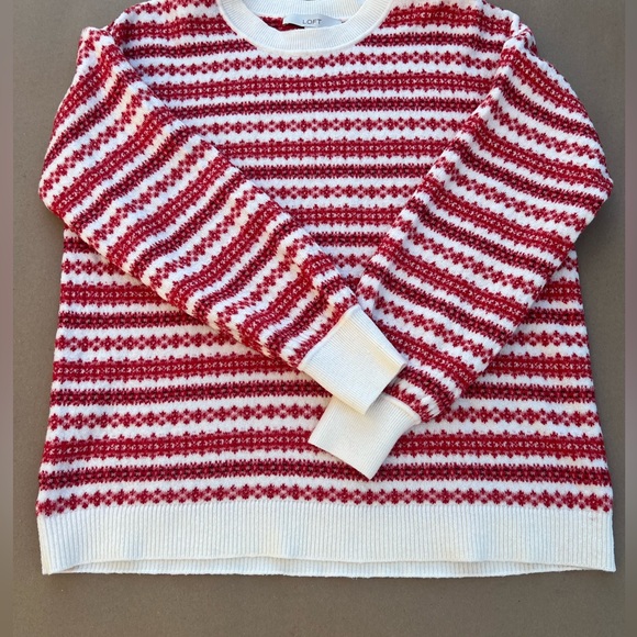 LOFT Red and White Candy Cane Striped Holiday Fair Isle Sweater Women’s Size L - Picture 6 of 6